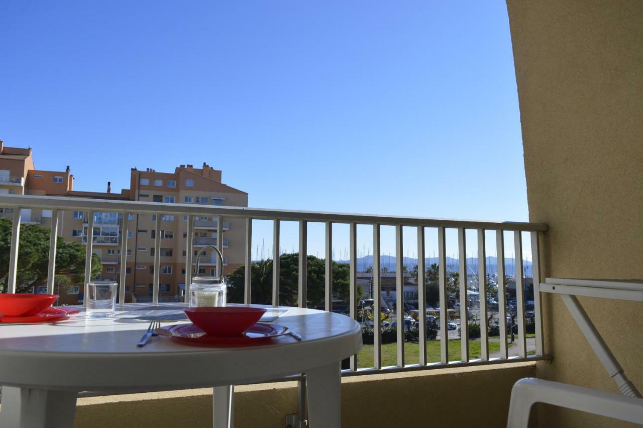Studio A Hyères Екстериор снимка